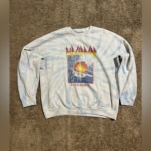 Vintage Def Leppard “sky blue” sweater 00s size medium